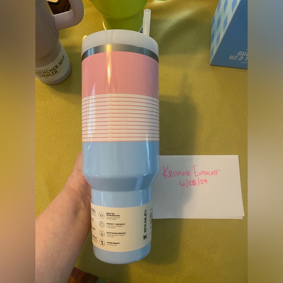 Stanley Limited Edition Color Pop (Easter Pop) 40oz Tumbler - Picture 5 of 7